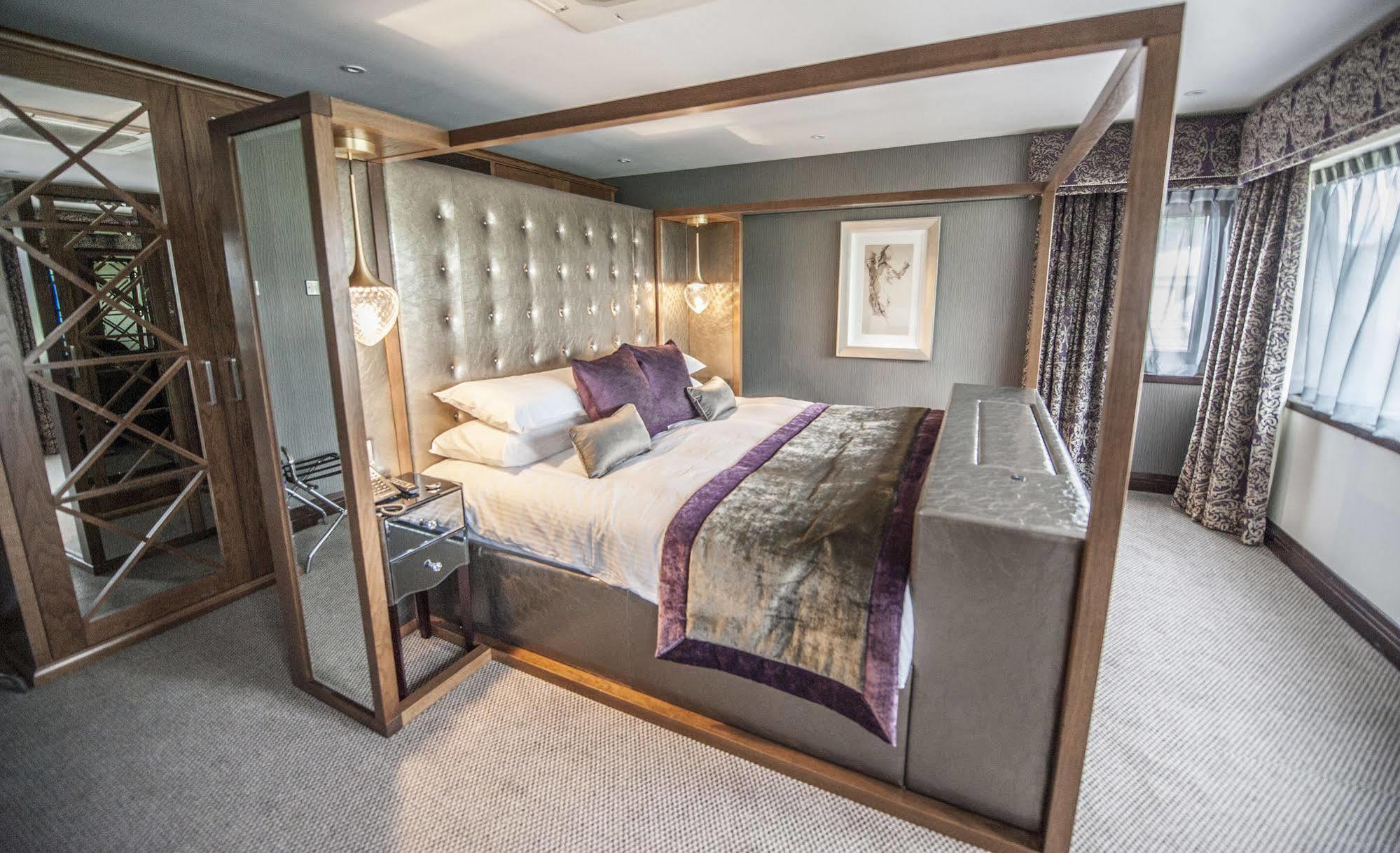 Parklands Hotel & Country Club Newton Mearns Eksteriør bilde